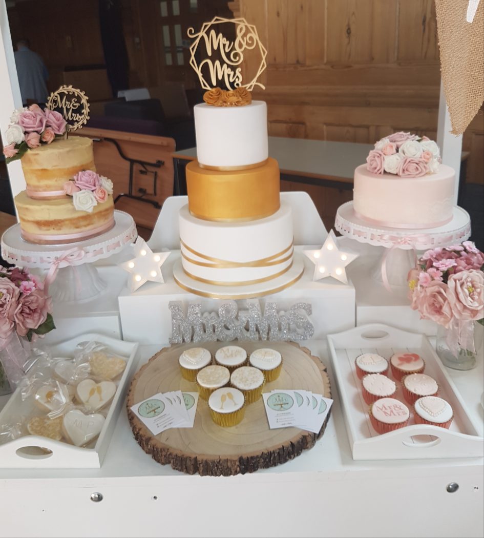 https://tietheknotwedding.co.uk/listings/mels-cakes-and-bakes-2