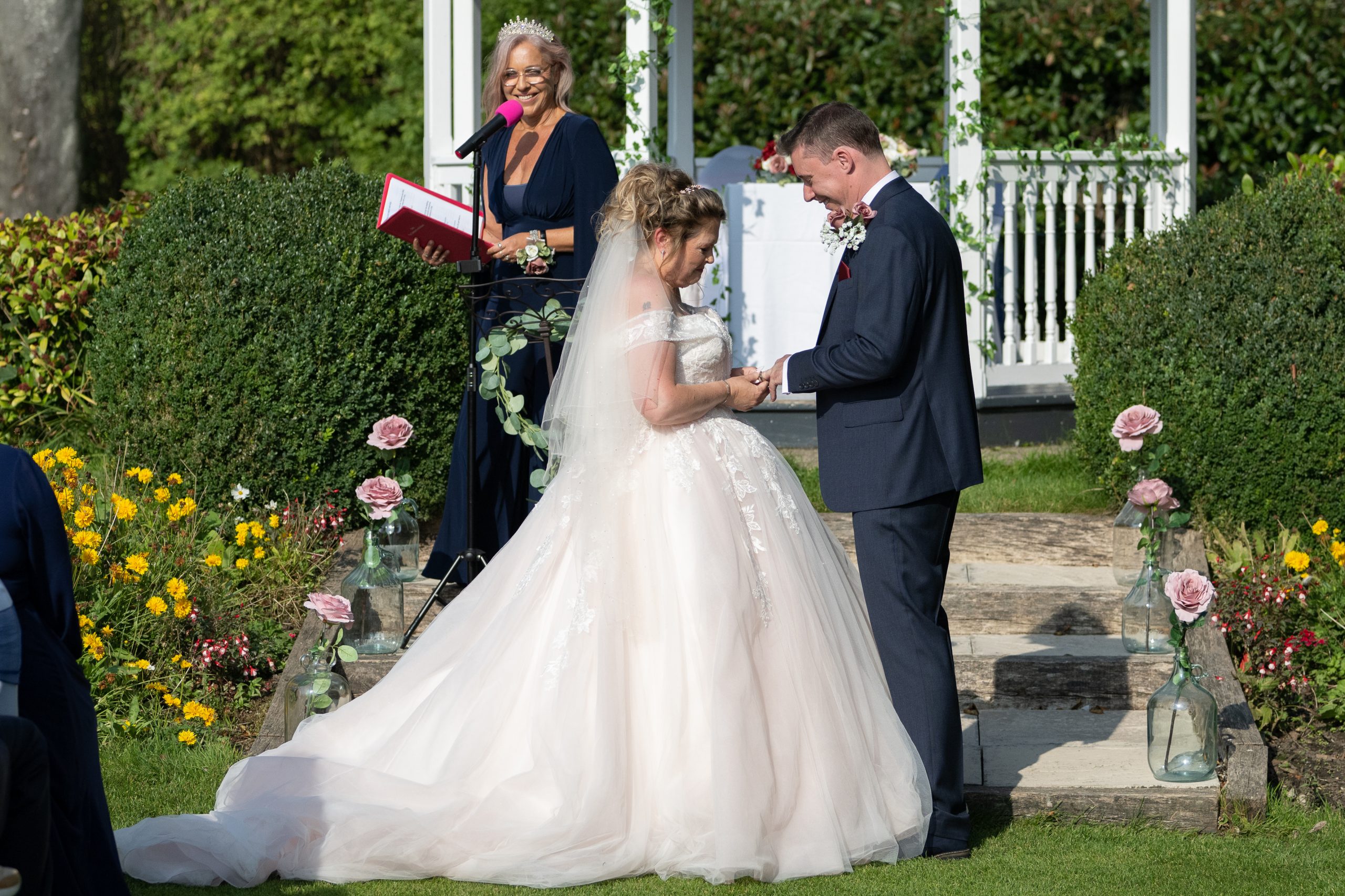 bridal couple with celebrant