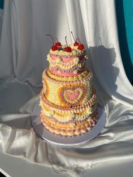 palms bakery shaggy wedding cake