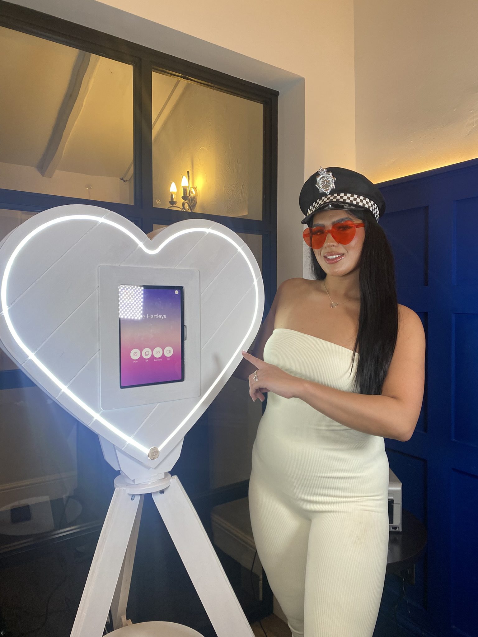 Guest with heart photobooth