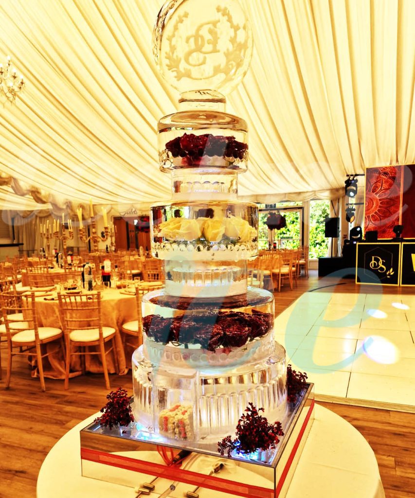 Wedding cake ice sculpture