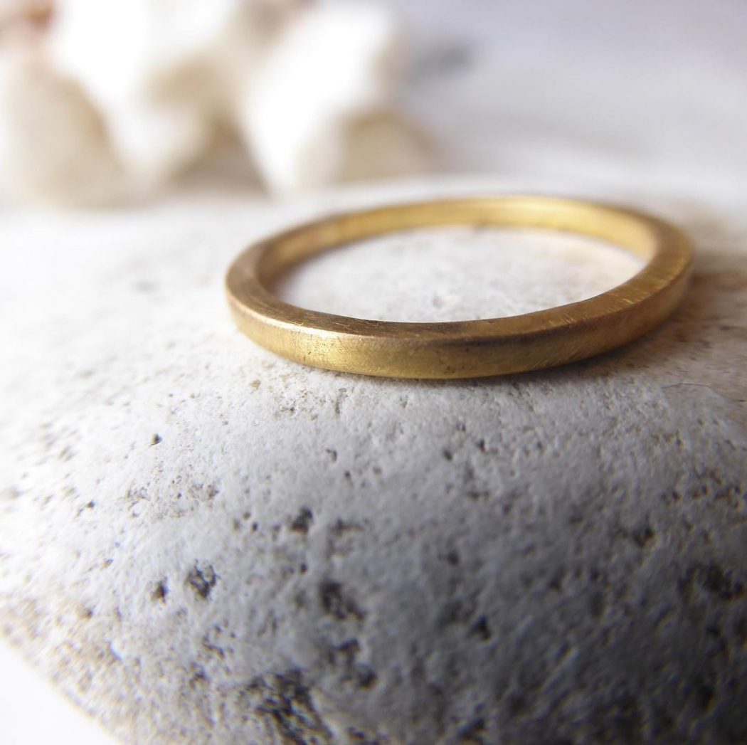 22K-gold-wedding-band-2x2-catherine-marche