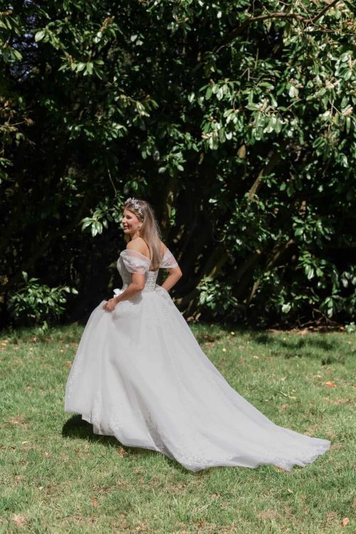 outdoor bride shot