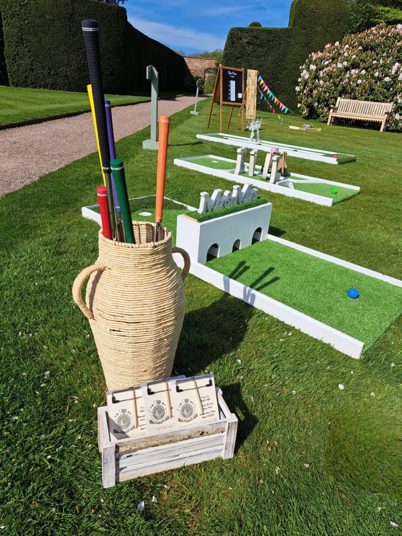 Mini golf & games