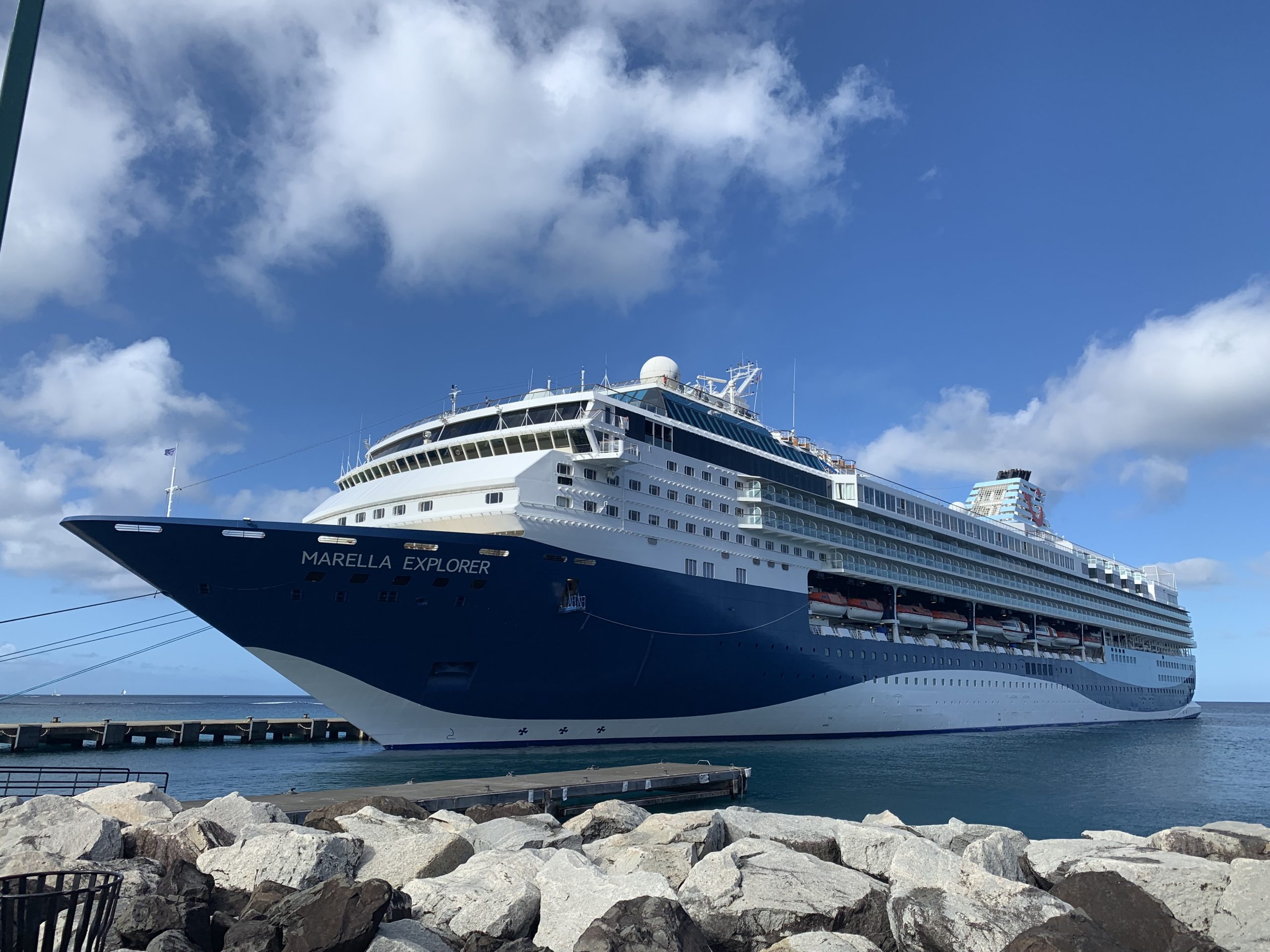 cruise liner